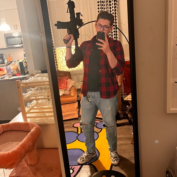 Meet your Posher, Jesse - Picture 3 of 5